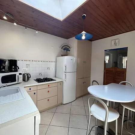 Hb000-10g- 4 Pièces - 6-8 Couchages- Villa *