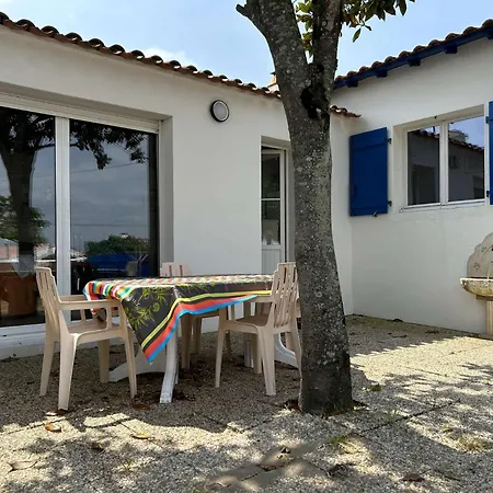 Villa Hb000-10g- 4 Pièces - 6-8 Couchages- *